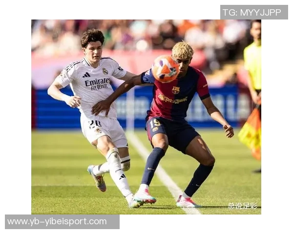 阿尔沙文穿巴萨球衣逛皇马商店引发球迷热议 阿尔沙文穿巴萨球衣逛皇马商店引发球迷热议