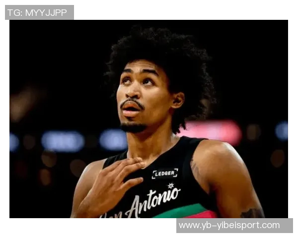 卡斯尔谈三后卫阵容福克斯哈珀球商高助球队发展 卡斯尔谈三后卫阵容福克斯哈珀球商高助球队发展