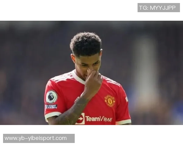 弗里克谈执教梅西的可能性拉什福德因发烧缺席训练两天 弗里克谈执教梅西的可能性拉什福德因发烧缺席训练两天