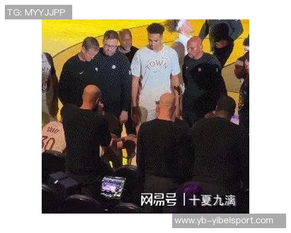 勇士替补席冲突升级追梦失控怒斥科尔引发热议