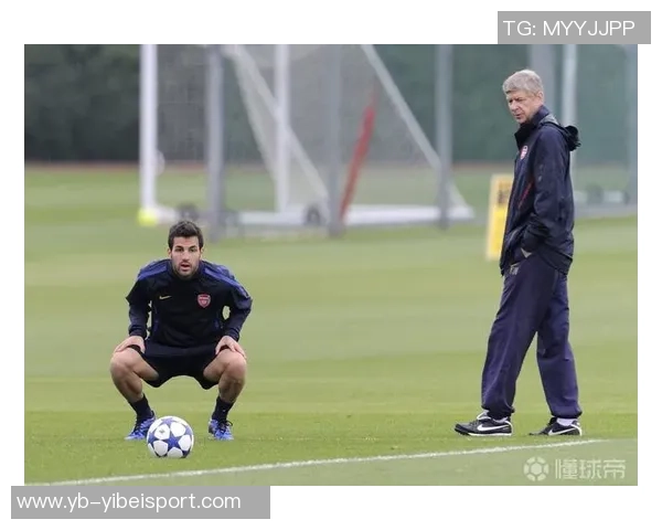 小法回忆弗格森爵士的传奇地位同时呼唤温格的伟大贡献